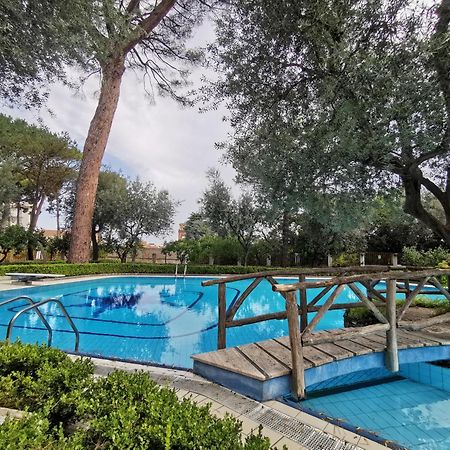 Casa Mar - Elegant Apartment With Pool And Panoramic Terrace In The Heart Of Sorrento Exterior foto