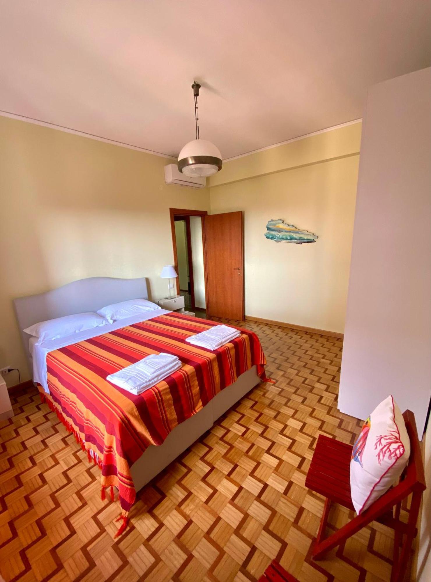 Casa Mar - Elegant Apartment With Pool And Panoramic Terrace In The Heart Of Sorrento Exterior foto